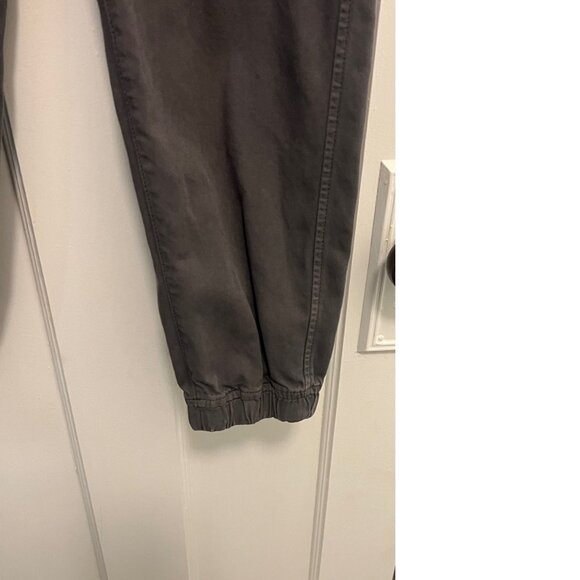 SALE!!!  Women's Gap cargo pants Grey size medium - Picture 4 of 5